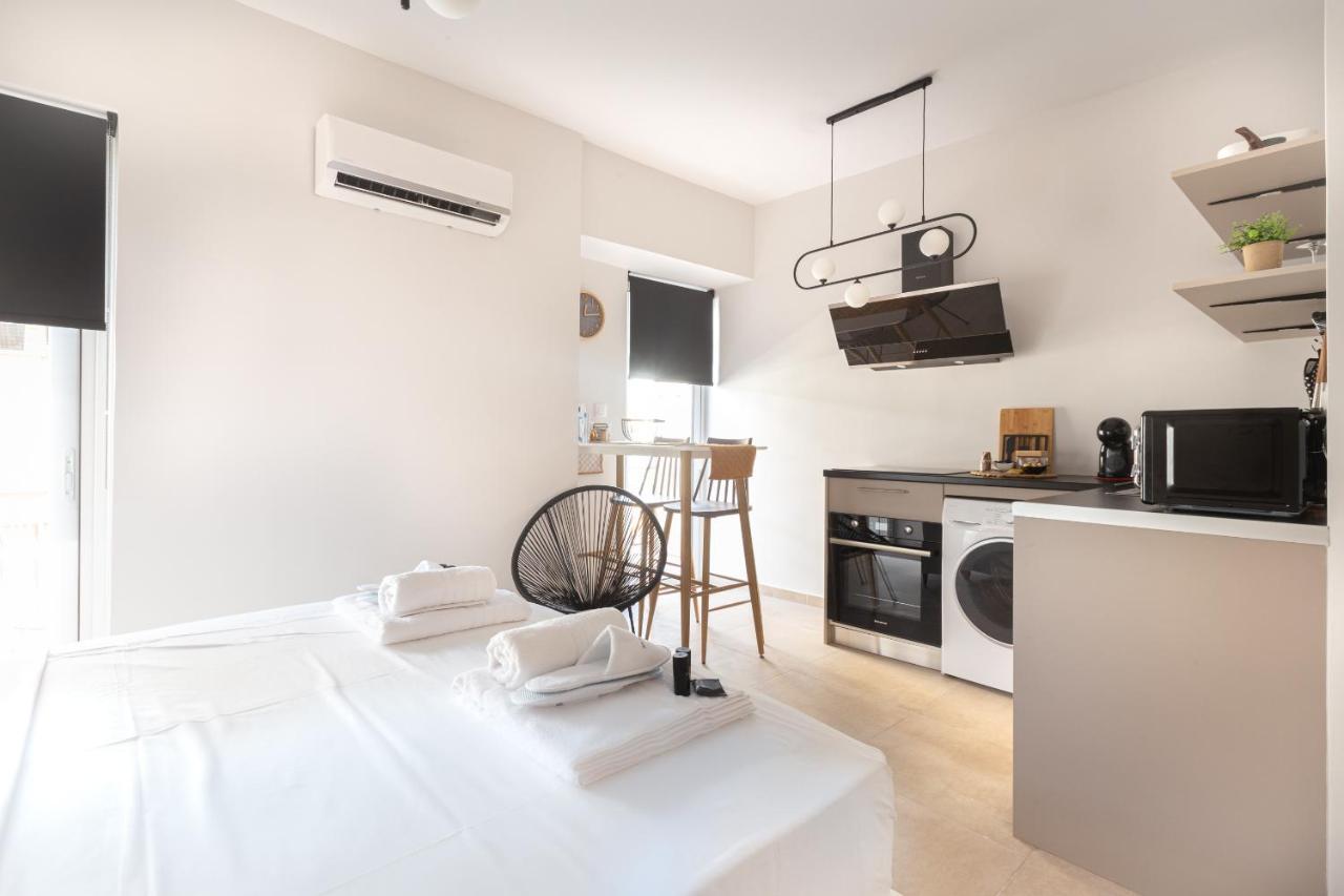 Aegean Pearl Apartment Piraeus Exterior photo